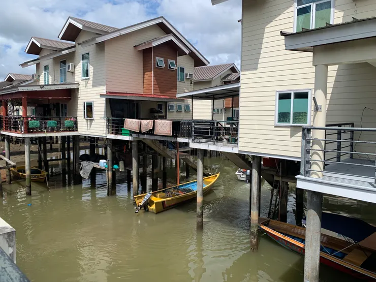 島上比較新的房屋。