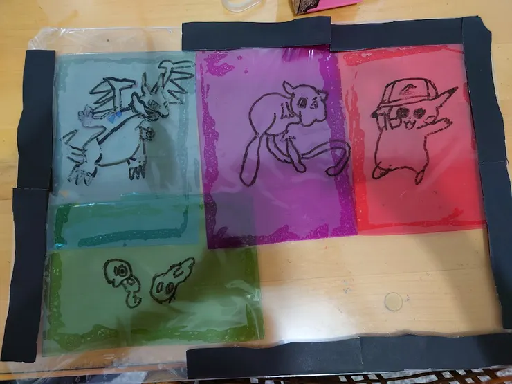 由於小朋友想要的造型有點複雜,只好用畫的