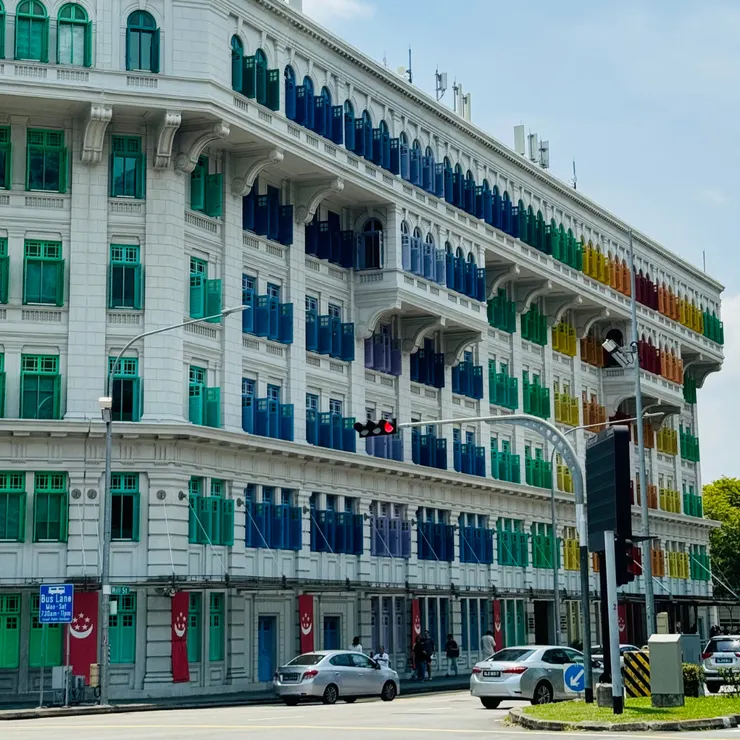 彩色的窗格很像模型