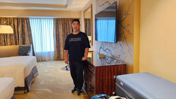 早上我們寄存在行李中心的行李!在進房後會由工作人員送到房間給我們!這點超讚!