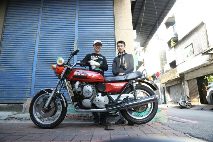 老車事務所李老師與我