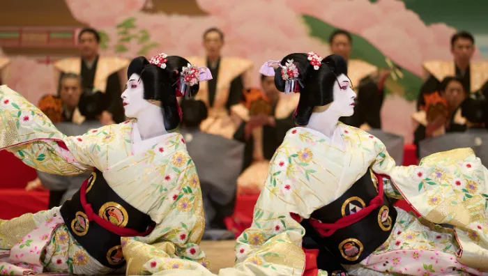 在電影裡,看見舞台的極致之美。