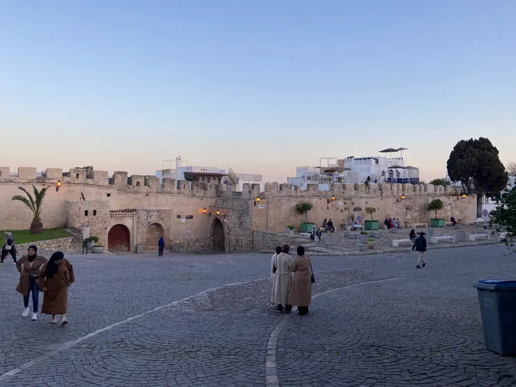 即將落日的丹吉爾古城區景緻