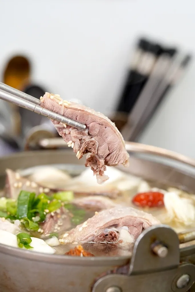 台南東區美食誰最辣?個人海陸四川麻辣鍋席捲台南美食│仙香成都