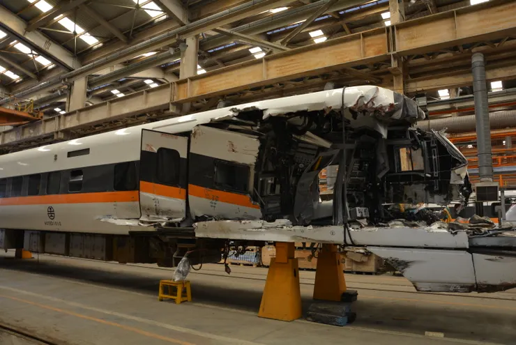 撞毀的當事車輛  圖片來源:網路