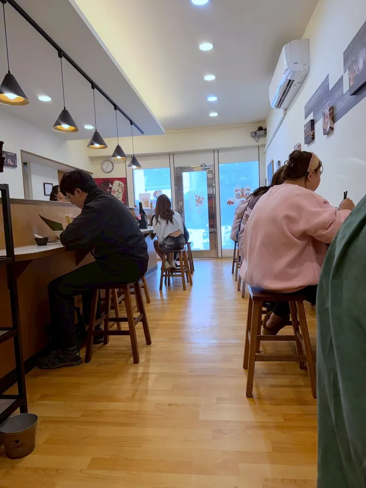 永康東橋二街，走進店內則是小巧溫馨的日式空間。