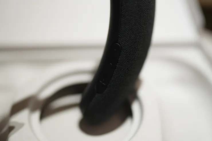 音量大小及暫停鍵