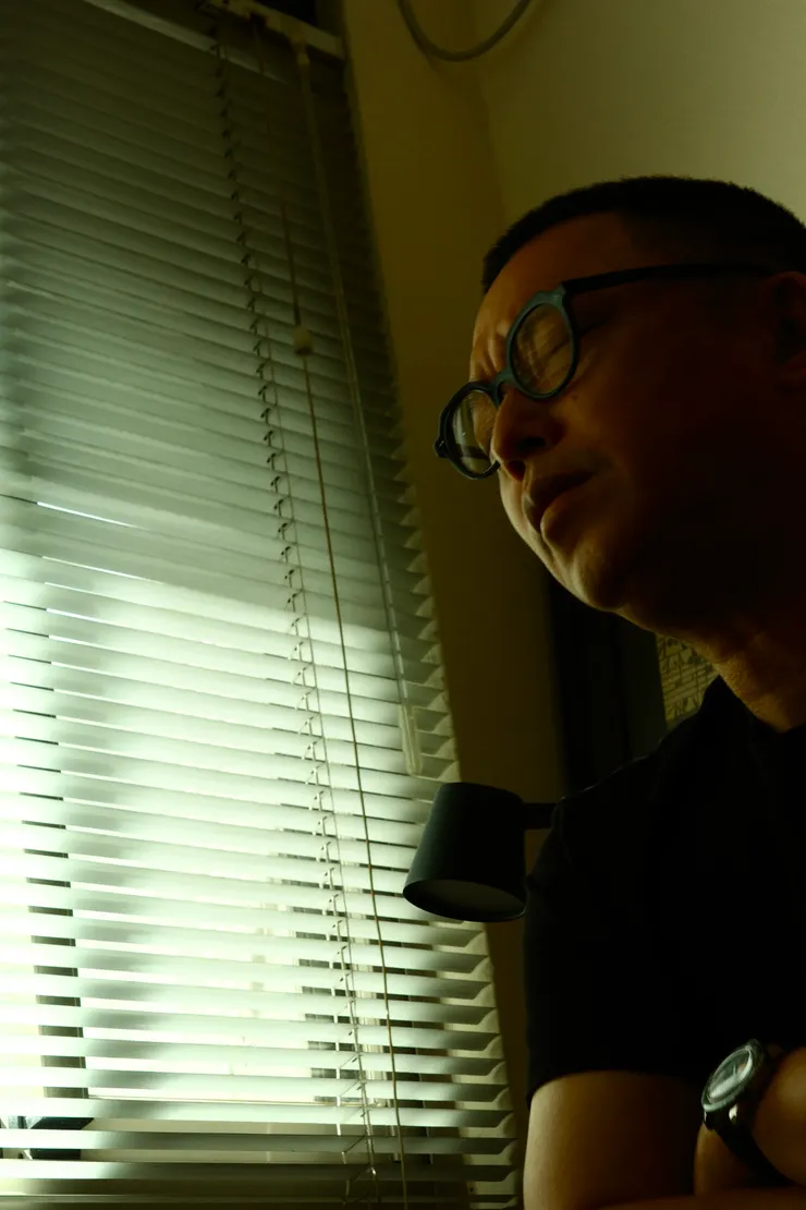 沈可尚導演專訪照。/攝影:拍照小沈