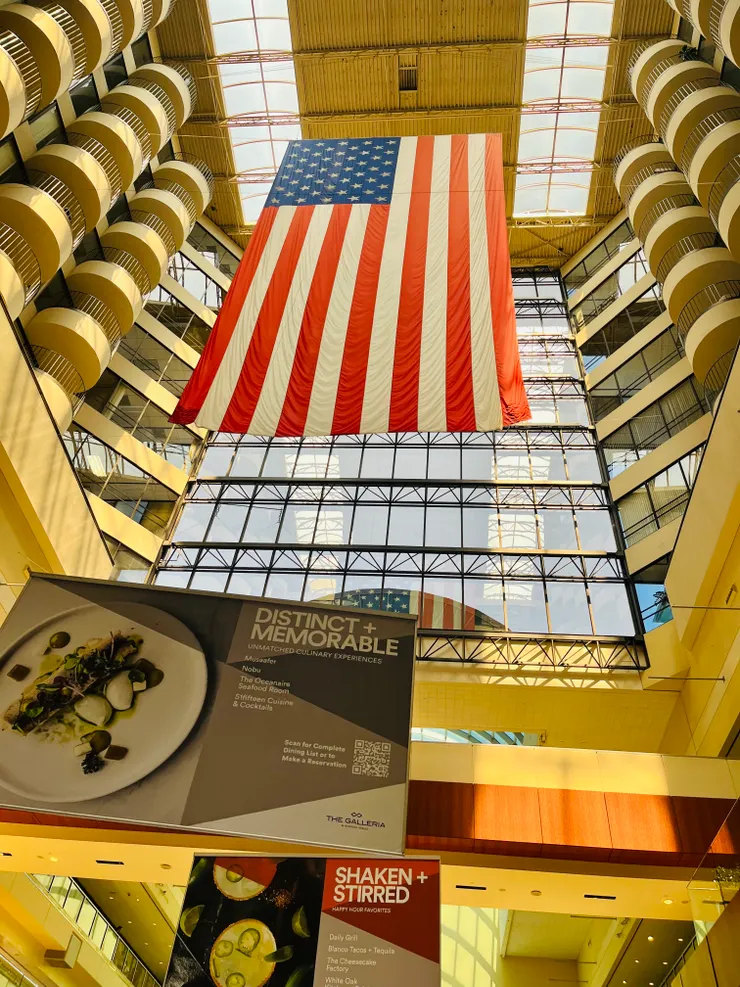 可能是地球人都認識的一面旗