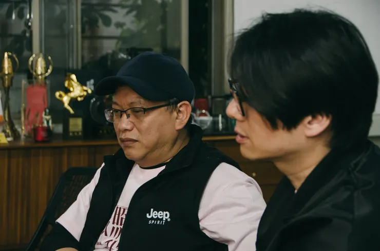 《那張照片裡的我們》導演湯昇榮（左）、鄭乃方（右）。／攝影：ioauue