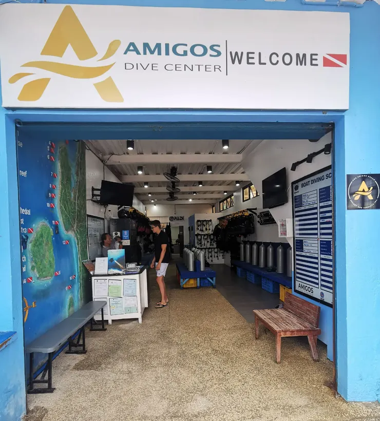 Amigos Dive Center