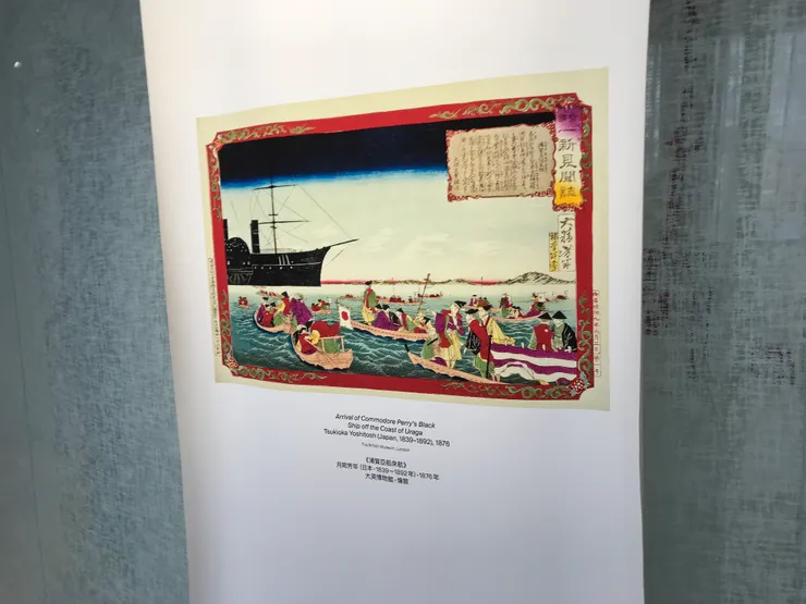 這幅很特別，畫風挺傳統，但用色很西化。