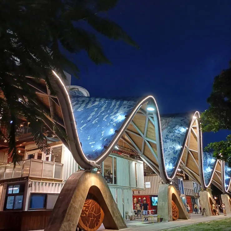 鐵道村的無染天際