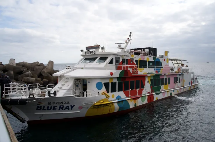 來往馬羅島和濟州島的渡輪（Zeric Huang 攝）