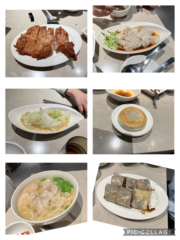 左上炸排骨、燙高麗菜、餛飩麵，右上鮮蝦抄手、牛肉餡餅、豬肉捲餅。