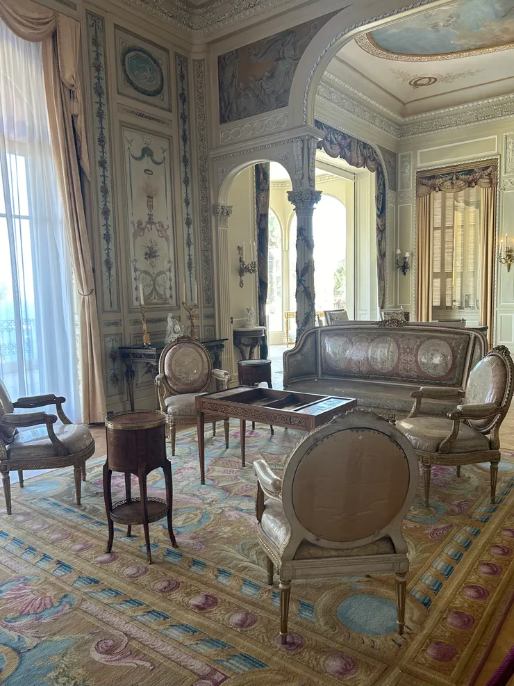 羅斯柴爾德花園別墅內一隅 | photo by the author