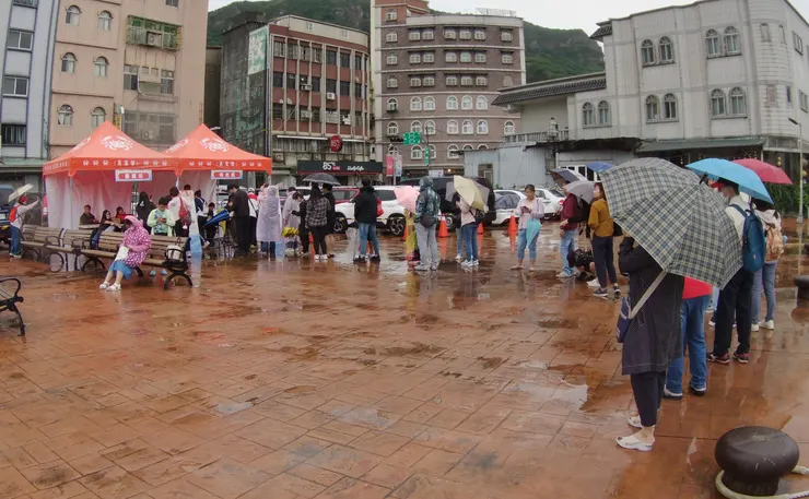 報名活動排隊人潮