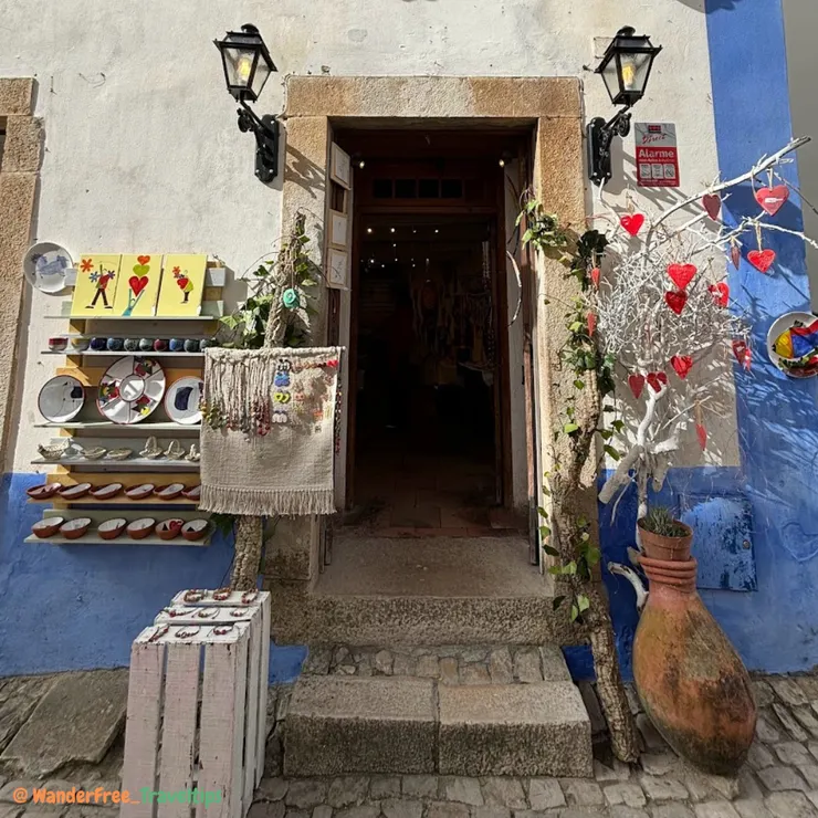 販售手工製作飾品小店