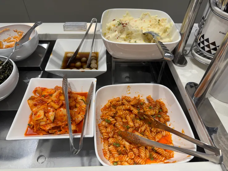 泡菜和馬鈴薯沙拉