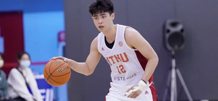 中華男籃隊長林信寬受傷