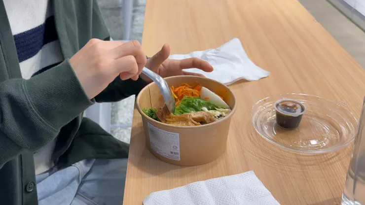 我就是苦主，以為管制區內選項也很多。