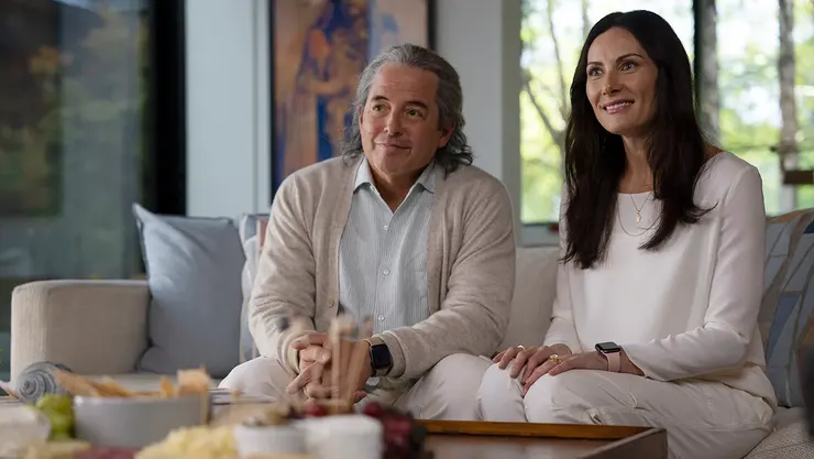 父母希望透過和女性約會幫助Perci轉大人（當然不只是那種約會）