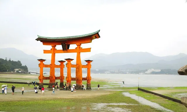 廣島必去景點嚴島神社退潮海上大鳥居
