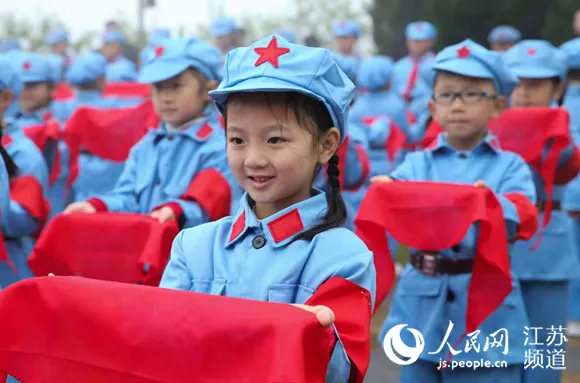 中共小孩從小就被共產黨洗腦