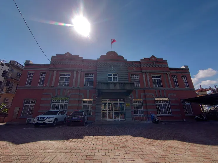 原高雄州東港郡役所