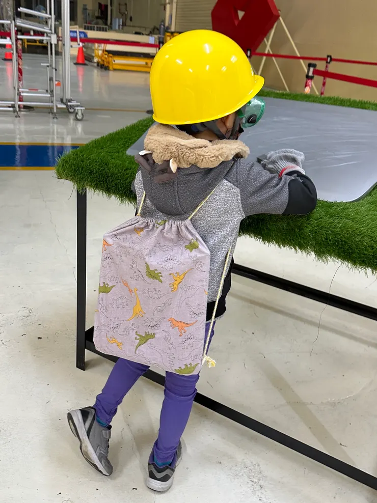 隨時揹著自己完成的束口袋出門是種成就感。〔2023夏令營〕