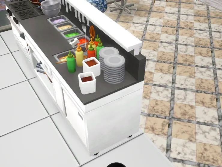 還有很多碟子。