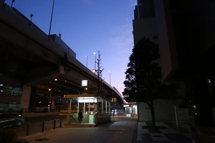 清晨,從大阪出發,去四條畷。