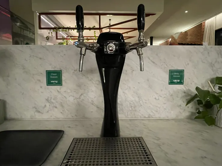 Veriu提供的免費氣泡水機。(圖源/作者自攝)