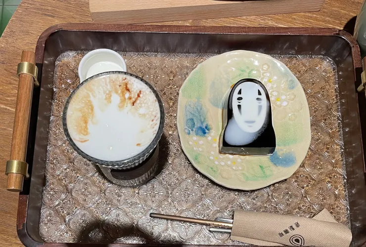 卡布跟無臉男咖啡凍