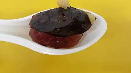 [新北美食]香港冠軍燒臘同時有飲料、湯品、自製品的店家，GO