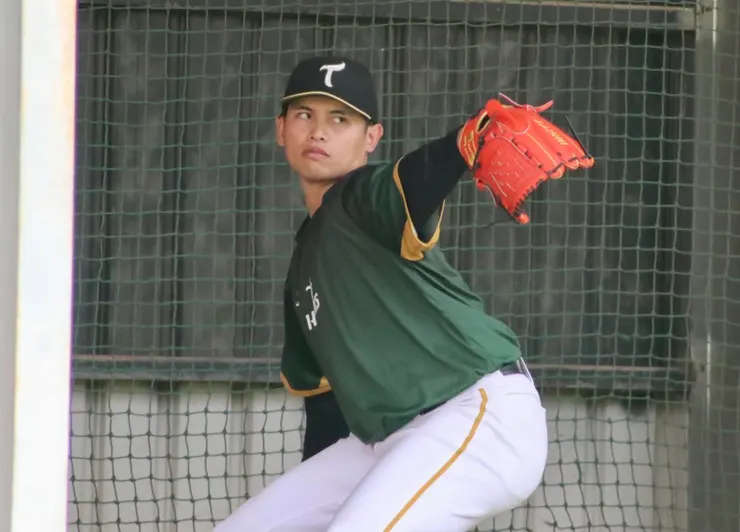 今年會投入選秀的張奕(圖片來源:張奕粉專fb)