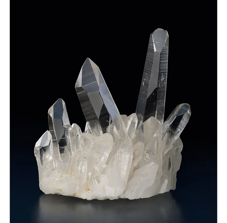 Kullu District, Himachal Pradesh, India,來源於Mindat(未找到該礦區對應礦物圖片,以未確認礦區的Kullu區域礦物分享)