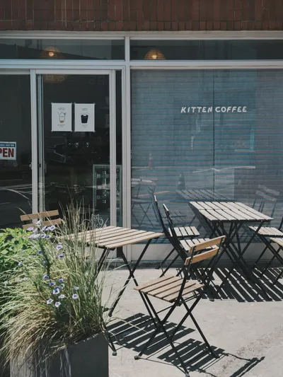 釜山西面 咖啡廳 一秒融化 狗狗造型甜點