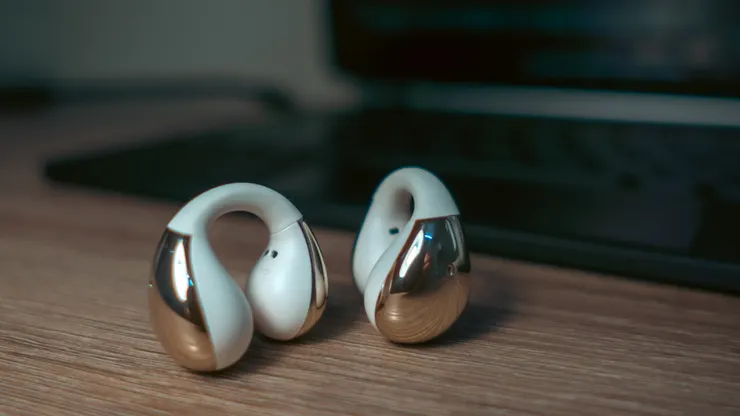 耳環？還是耳機？