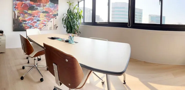 歐巴資產管理房貸健檢，幫助客戶評估每個月支付的債務，降低月付利息。圖：業者提供