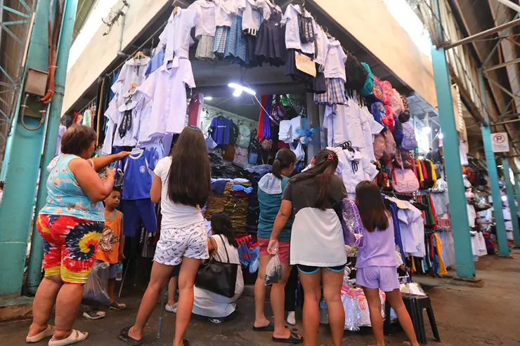 菲律濱的私人經濟活躍度，地緣政治，關稅政策，都是收益大於風險的理由