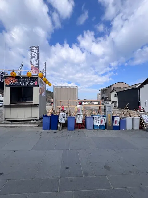 供遊客借用的手仗，photo by bookarchery