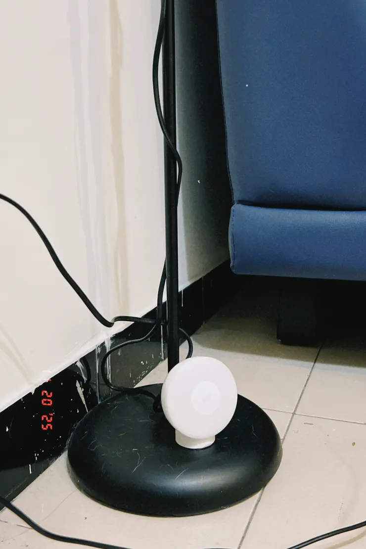 小米藍芽連線夜燈 (請略過狗毛)