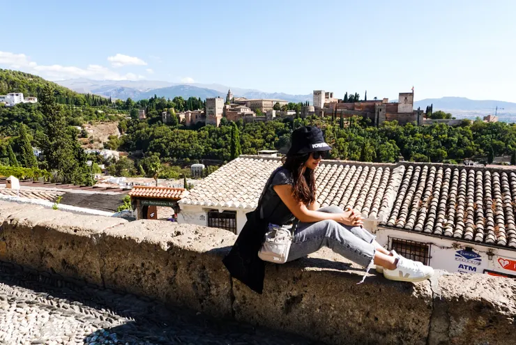 推薦眺望格拉納達的廣場