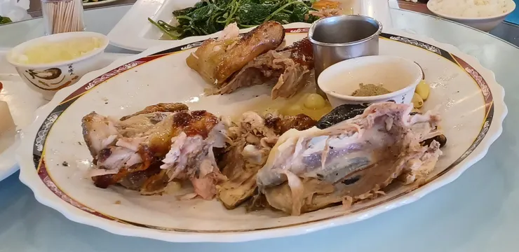 一隻雞啊，想起拍照時就只剩這。