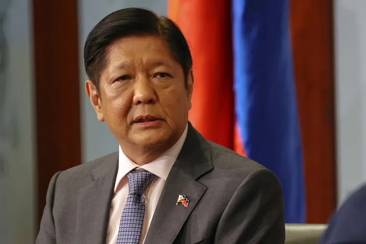 馬可仕讚揚了他的政府在過去一年中取得的成功，包括對抗通貨膨脹和引導經濟重回正軌，但他表示，未來仍面臨許多經濟挑戰。