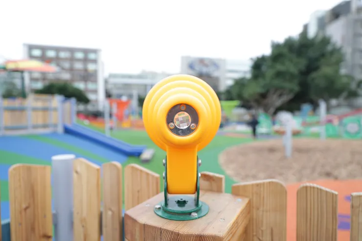 祐第一次試玩舞蝶共融遊戲場時拍攝 20180206