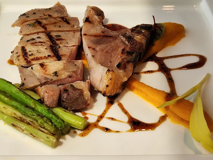 炭烤台灣豬排佐松露豬腳醬