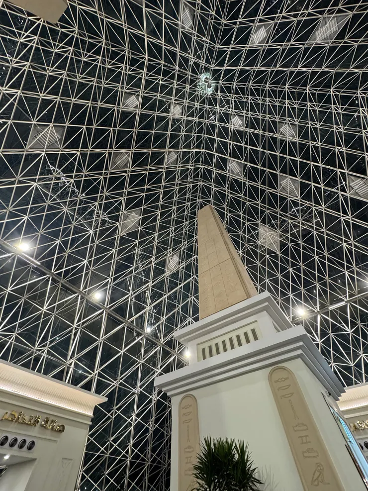 這是三角形裡面