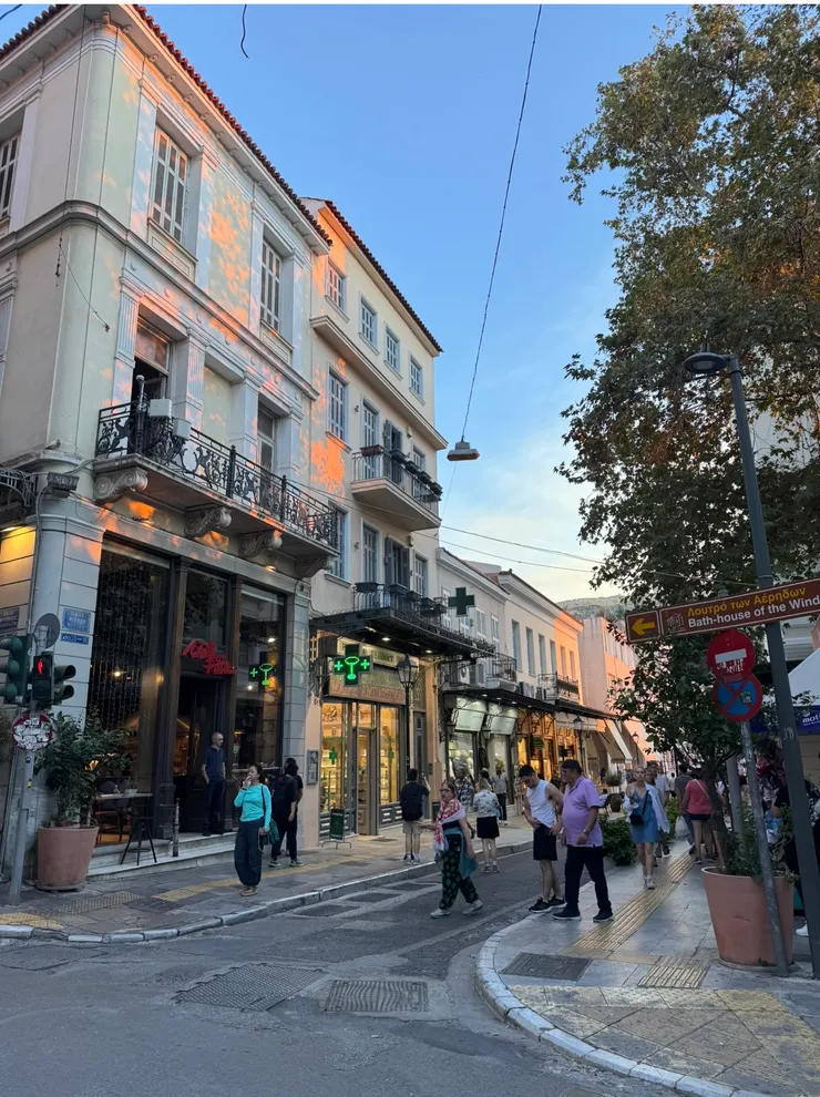 雅典「神話套房」附近街景